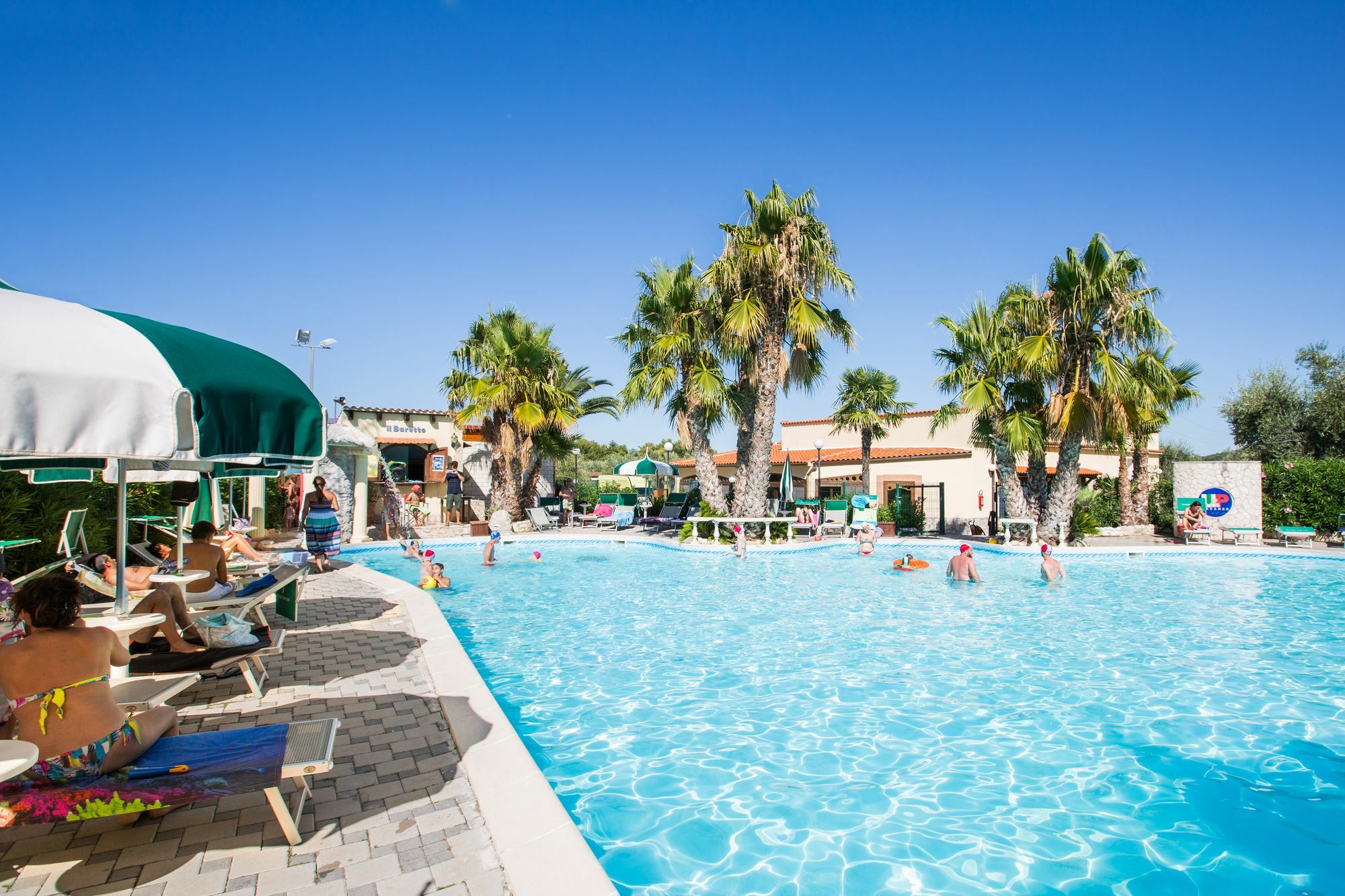 Villaggio Club Degli Ulivi Vieste Esterno foto