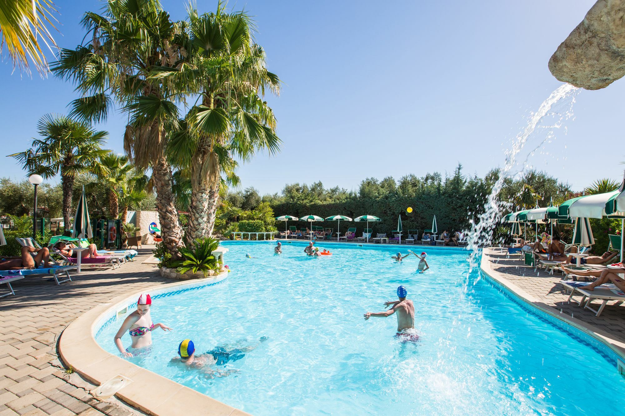Villaggio Club Degli Ulivi Vieste Esterno foto